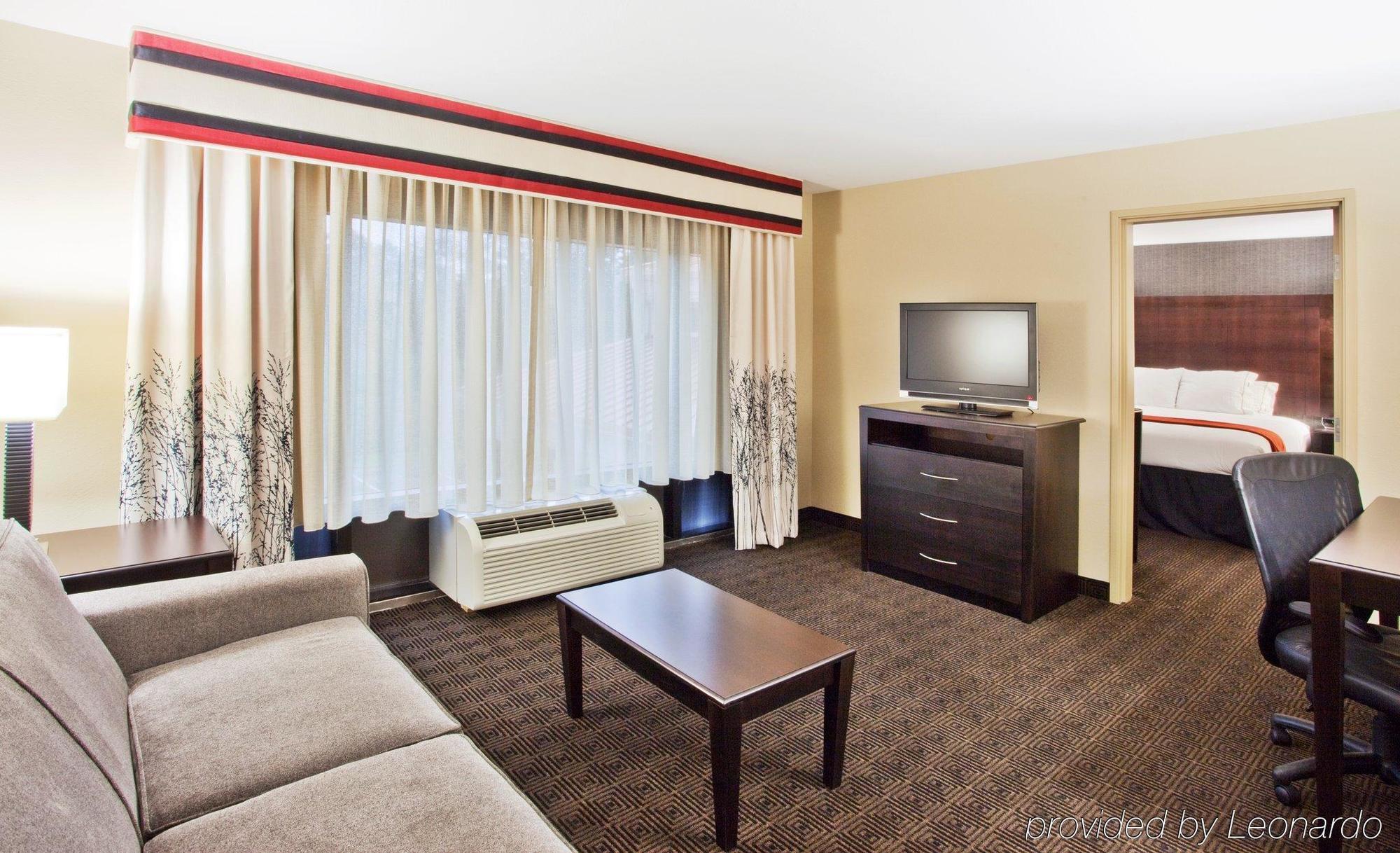 Holiday Inn Express Hotel & Suites Atlanta-Cumming, An Ihg Hotel Chambre photo